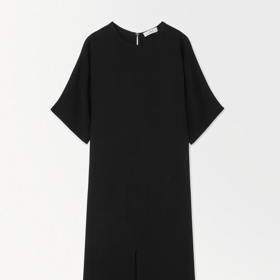 Černé tričkové šaty, cos.com, 250EUR