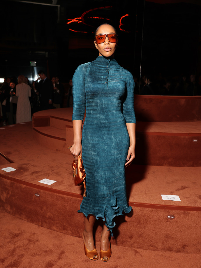  Naomi Ackie na přehlídce Fendi na Milano Fashion Week 2025