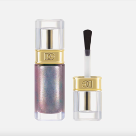 Lak na nehty Nailed it!, ods. idol, Dolce & Gabbana, prodává Douglas.cz, 650 Kč Lak na nehty Nailed it!, ods. idol, Dolce & Gabbana, prodává Douglas.cz, 650 Kč