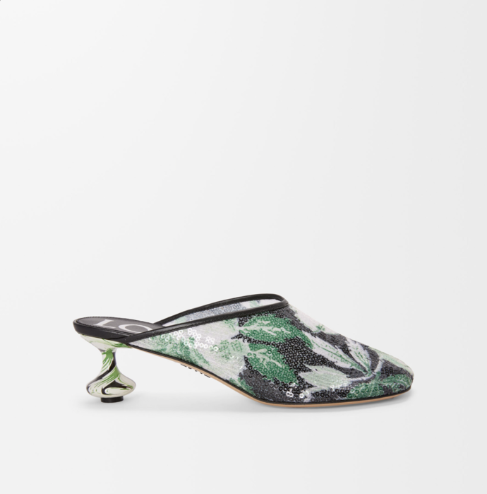  Toy mules s ozdobným podpatkem, Loewe, 1000 eur