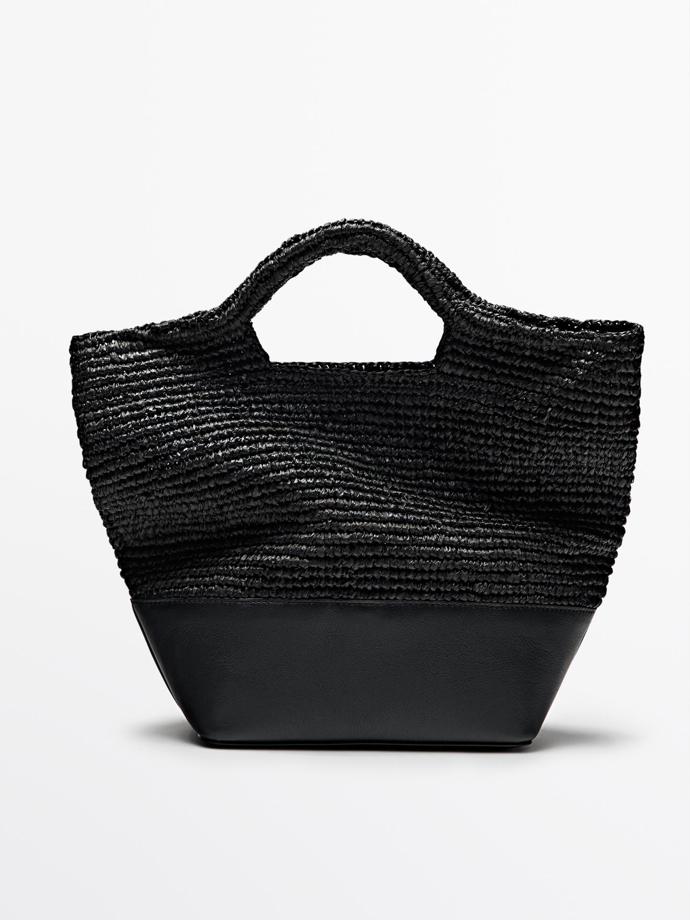 Černá raffia taška s koženými detaily, Massimo Dutti, 3 999 Kč 