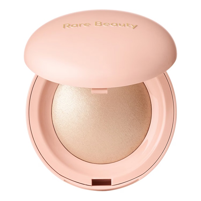 Rozjasňovač Positive Light Silky Touch Highlighter, Rare Beauty, prodává Sephora, 820 Kč