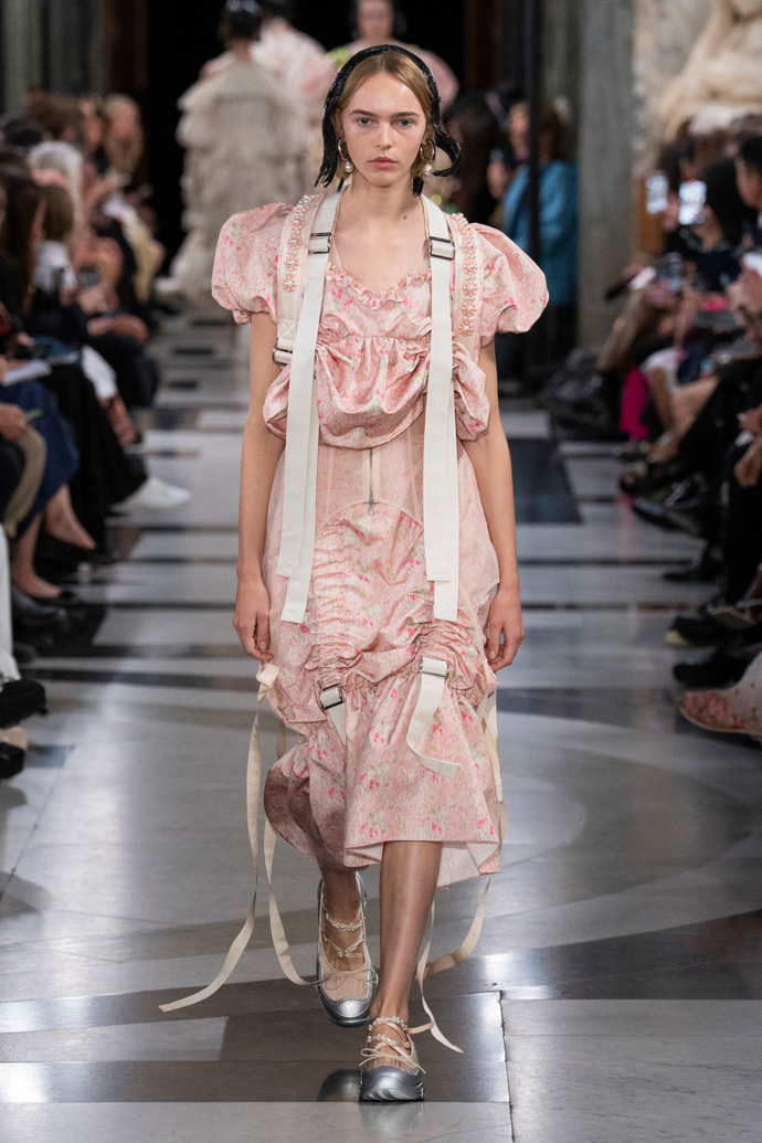 Simone Rocha