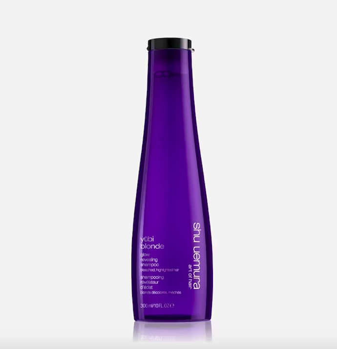  Šampon Shu Uemura Yūbi Blonde Blonde Glow Shampoo, prodává Douglas.cz, 1 200 Kč