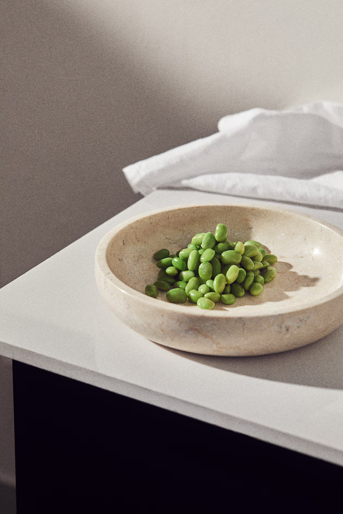 Mramorová servírovací miska, H&M, 649 Kč