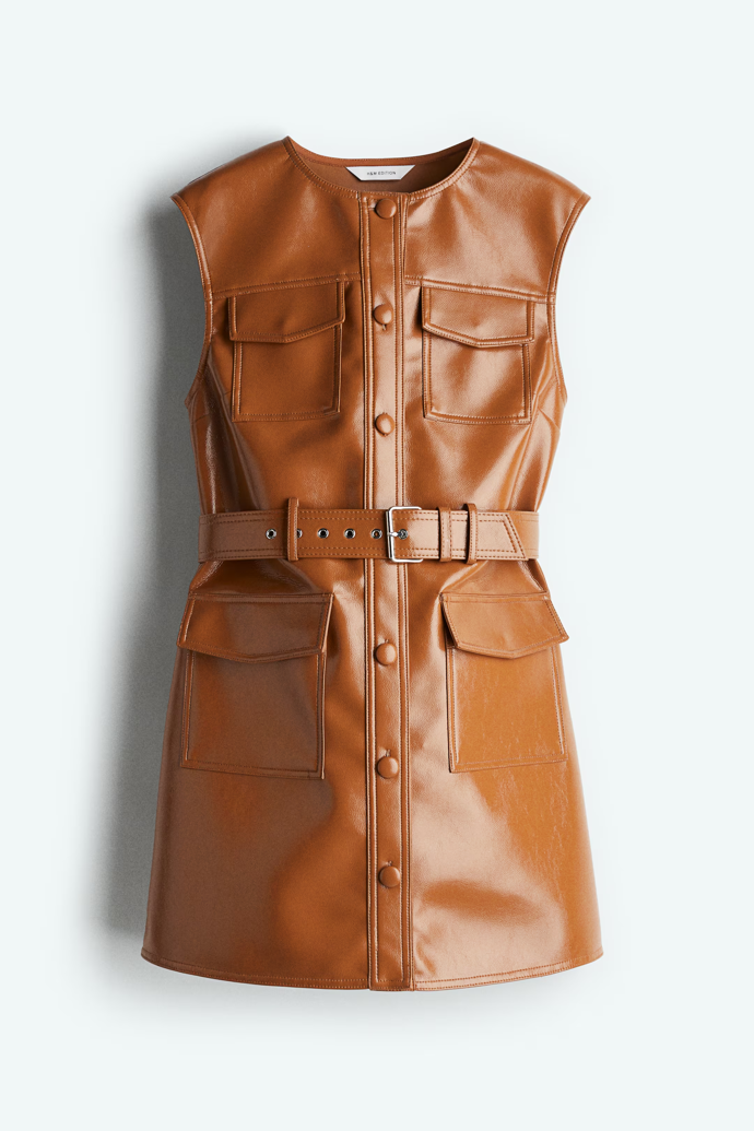 Šaty cargo s povrchovou úpravou, H&M, 1 459 Kč