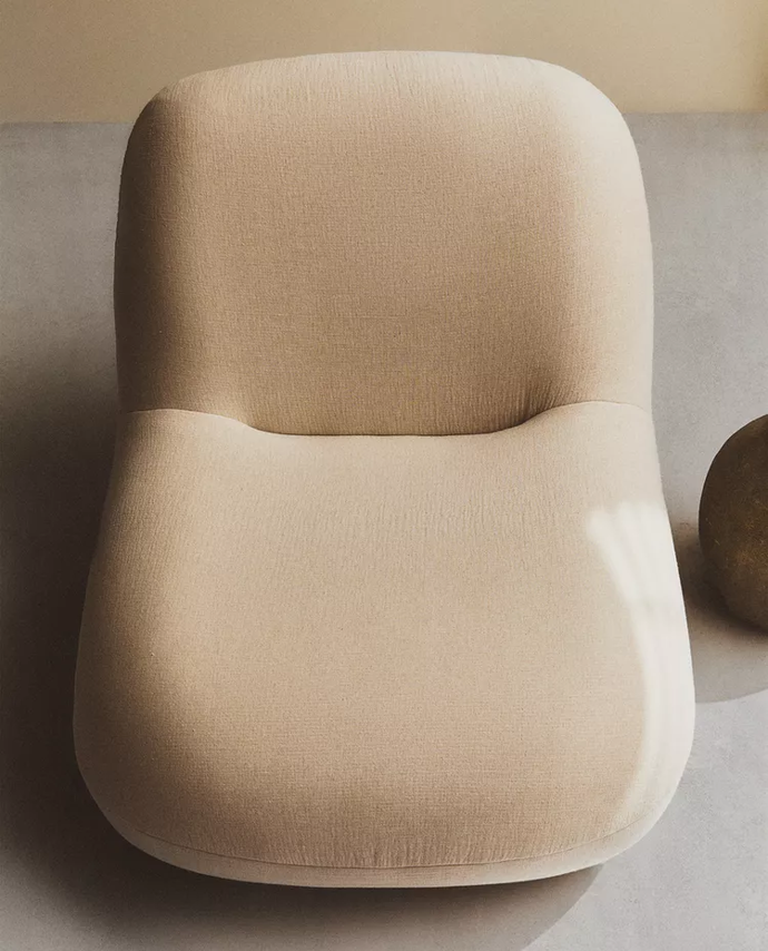 Kulaté lněné sofa, ZARA Home, 12 999 Kč