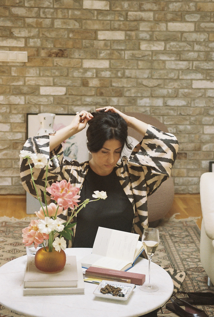 Champagne O’Clock, Shirin Rahman