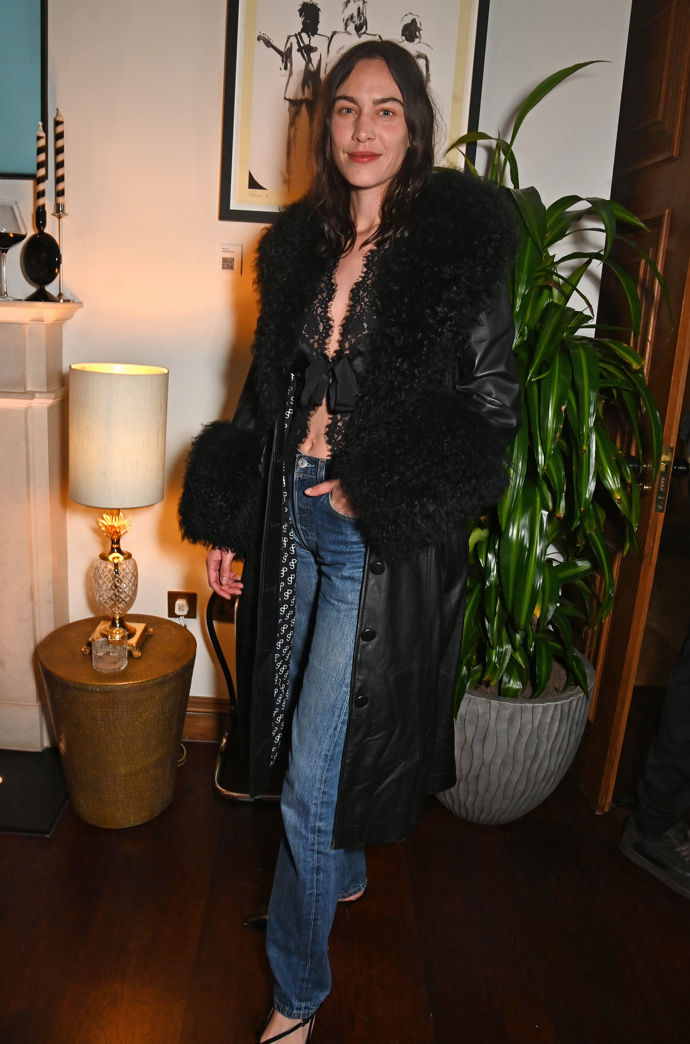  Alexa Chung