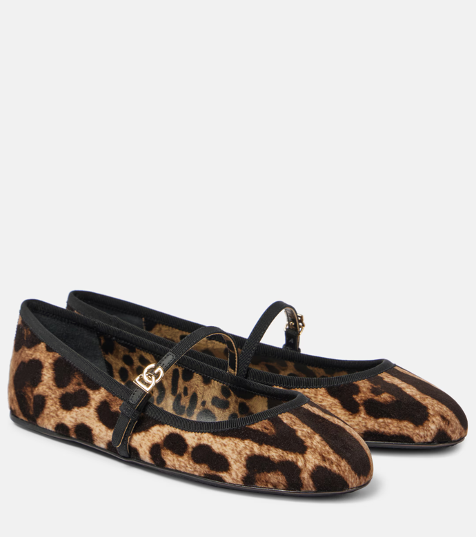 Leopardí sametové baleríny Mary Jane, Dolce&Gabbana, MyTheresa, € 795
