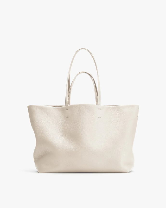 Klasická tote taška, Cuyana, 5 906 Kč
