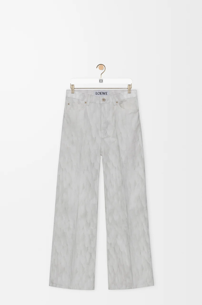 Džíny ze středně těžkého praného bavlněného denimu s celoplošným potiskem peří, Loewe, 21 242 Kč