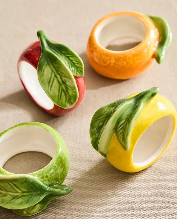 Porcelánové kroužky na ubrousky, ZARA Home, 699 Kč