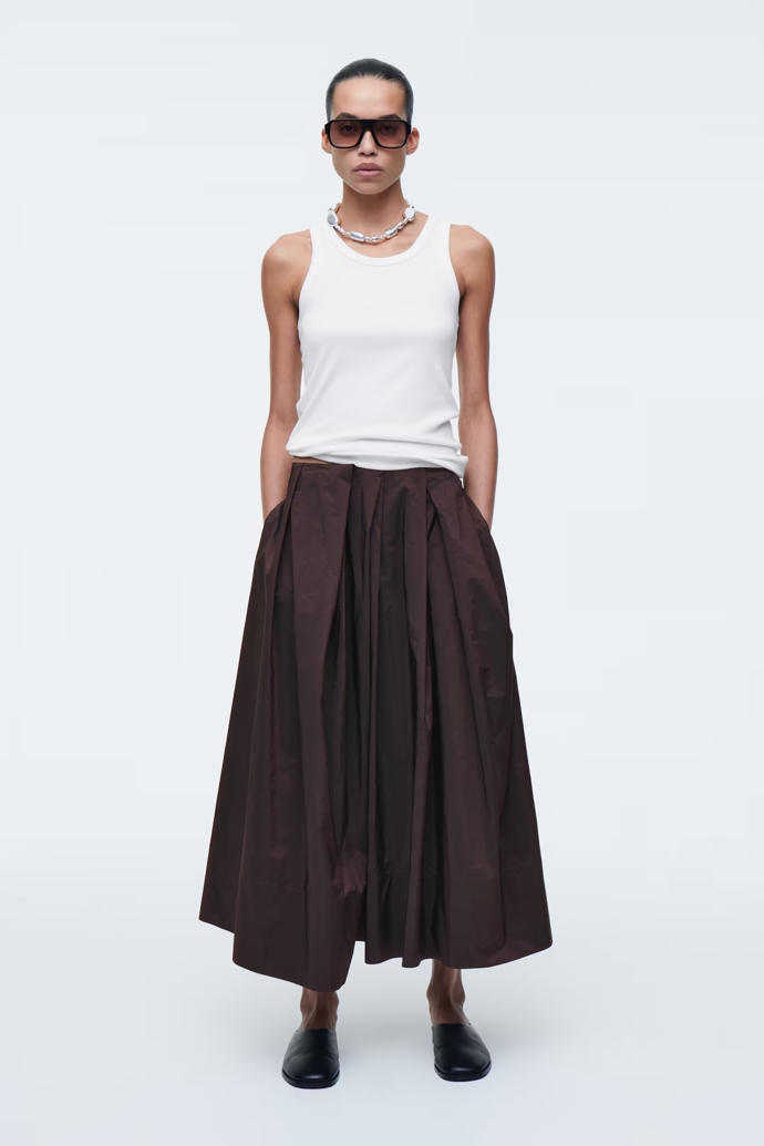 VOLUMINOUS PLEATED CULOTTES, COS, H&M, 3 550 Kč