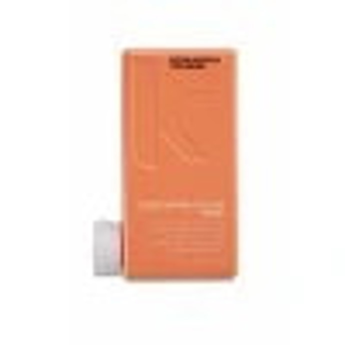 EVERLASTING.COLOUR WASH, Kevin Murphy, od 225 KčŠampon s kyselým pH uzamyká barvu ve vlasech, prodlužuje její výdrž a chrání před tvrdou vodou. Díky prebiotickým a rostlinným složkám zároveň vyživuje pokožku hlavy a posiluje vlasová vlákna. Neobsahuje sulfáty ani parabeny a je šetrný ke všem typům vlasů.