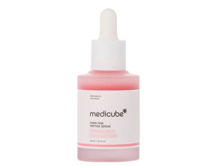 PDRN Pink Peptide Serum, Medicube, Cosibella.cz, 649 KčZpevňující sérum s PDRN z lososové DNA, peptidy a niacinamidem účinně bojuje proti vráskám, pigmentovým skvrnám a ztrátě pevnosti. Obsahuje adenosin a komplex 5 peptidů, které viditelně vyhlazují pleť a podporují její pružnost. Luxusní volba pro zralou, ochablou nebo mdlou pleť.