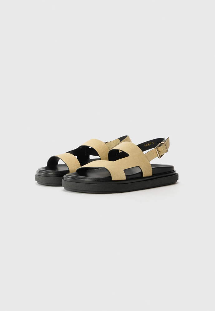 Páskové sandály, ALOHAS, Zalando,3 613 Kč
