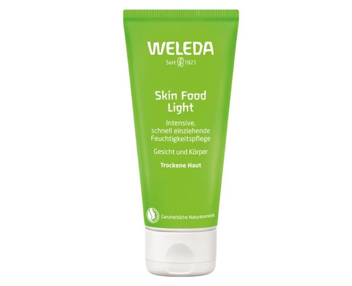 Weleda Skin Food LightLehčí verze ikonického Skin Foodu, která je ideální pro každodenní použití. Obsahuje slunečnicový olej a výtažky z heřmánku, měsíčku a violky trojbarevné, které pokožku hydratují, regenerují a zjemňují. Pro všechny, kdo milují přírodní péči bez kompromisů.Weleda Skin Food Light, 239 Kč