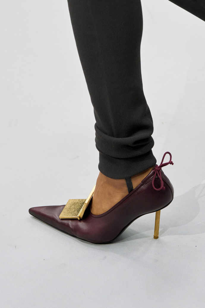  Acne Studios
