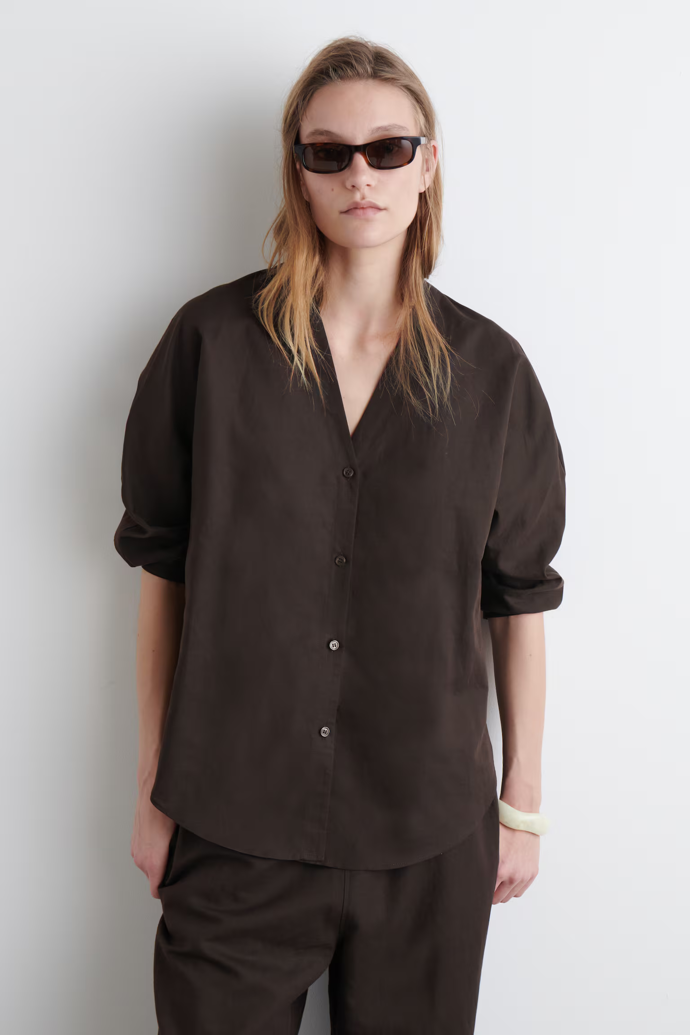 V-NECK LINEN-COTTON SHIRT, COS, 1 900 kč