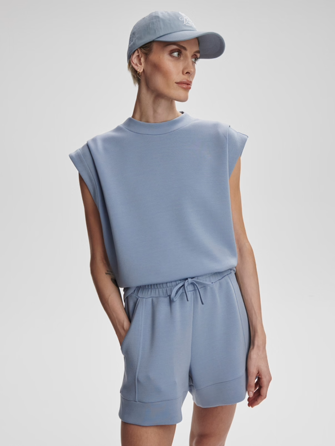 Dámská vesta Varley Otis Sleeveless Sweat, Summit-sport, 2 630 Kč