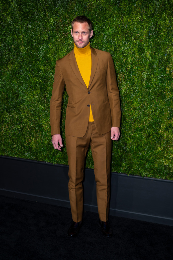  Alexander Skarsgård a jeho módní extravagance