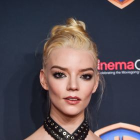  Anya Taylor-Joy po buccal fat removal