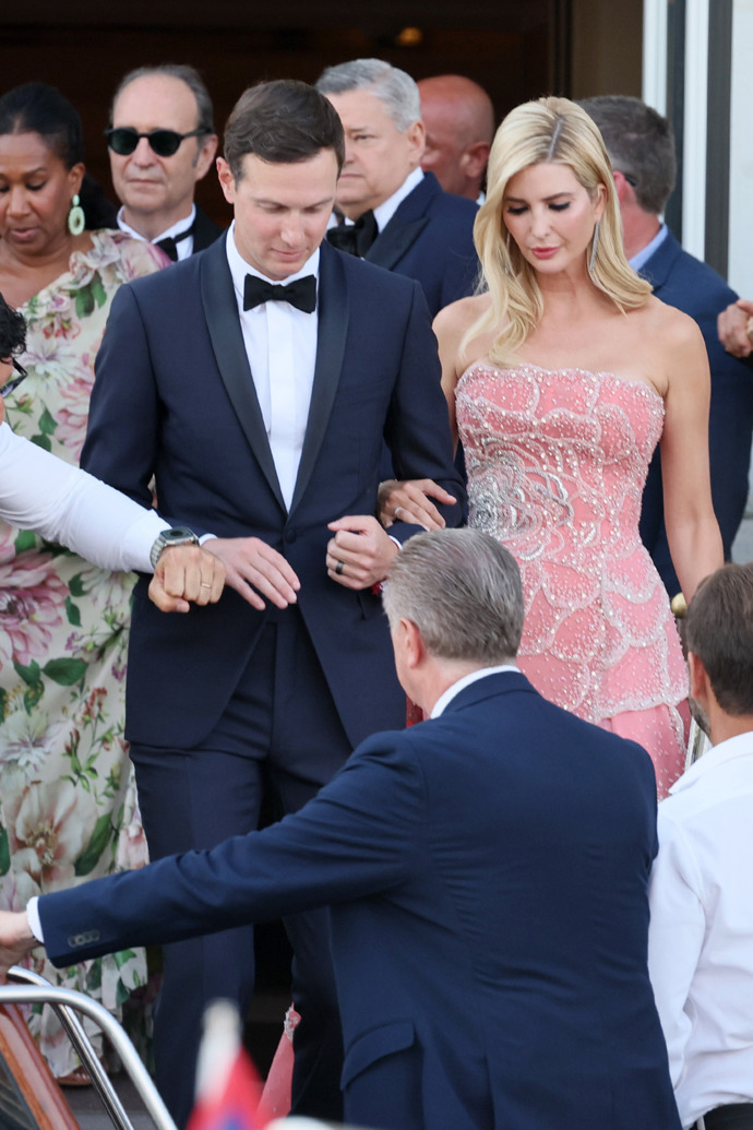  Jared Kushner a Ivanka Trump na svatbě Jeffa Bezose a Lauren Sanchez