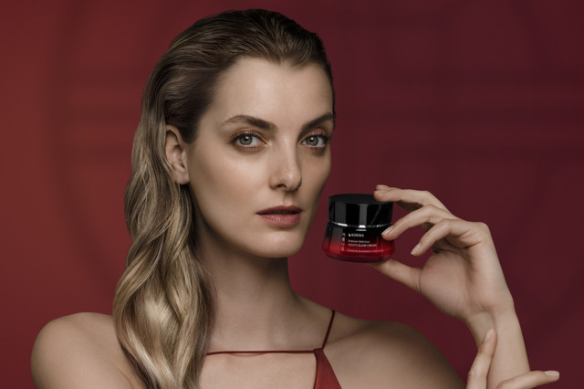 ELLE BEAUTY LOUNGE RED: Tyhle značky definují festivalový styl