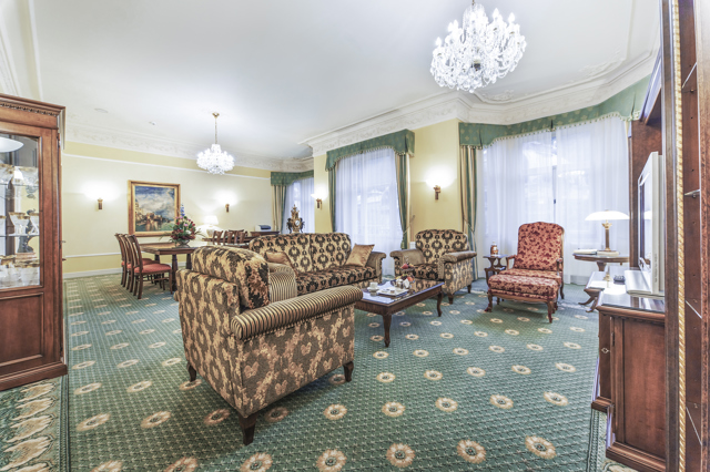 Hotel Carlsbad Plaza: Místo, kde se vše točí jen okolo vás
