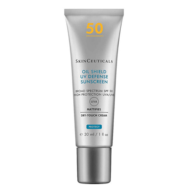 Prémiový SPF pro mastnou pleť s mikrokuličkami, které absorbují maz a redukují lesk až na 12 hodin. Skvělý podklad pod make-up – hlavně pro ty, kdo bojují s lesklou T-zónou.Oil Shield UV Defense SPF 50, SkinCeuticals, Vivantis.cz, 1265 Kč