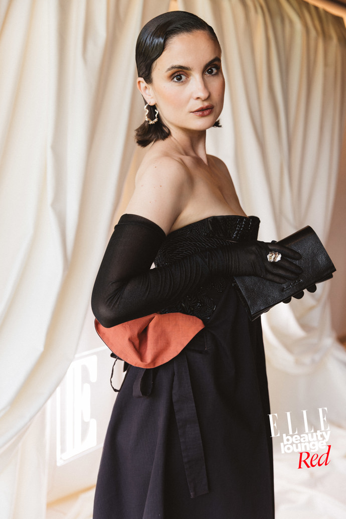 Eva Podzimkovášaty: @barborarosa styling: @alexanderlindovasistent stylisty: @markohubashoes: @cccshoesbagshair: @shuuemura_artofhair @michaelarasovamake-up: @armanibeauty @douglasczech @pavlagirard