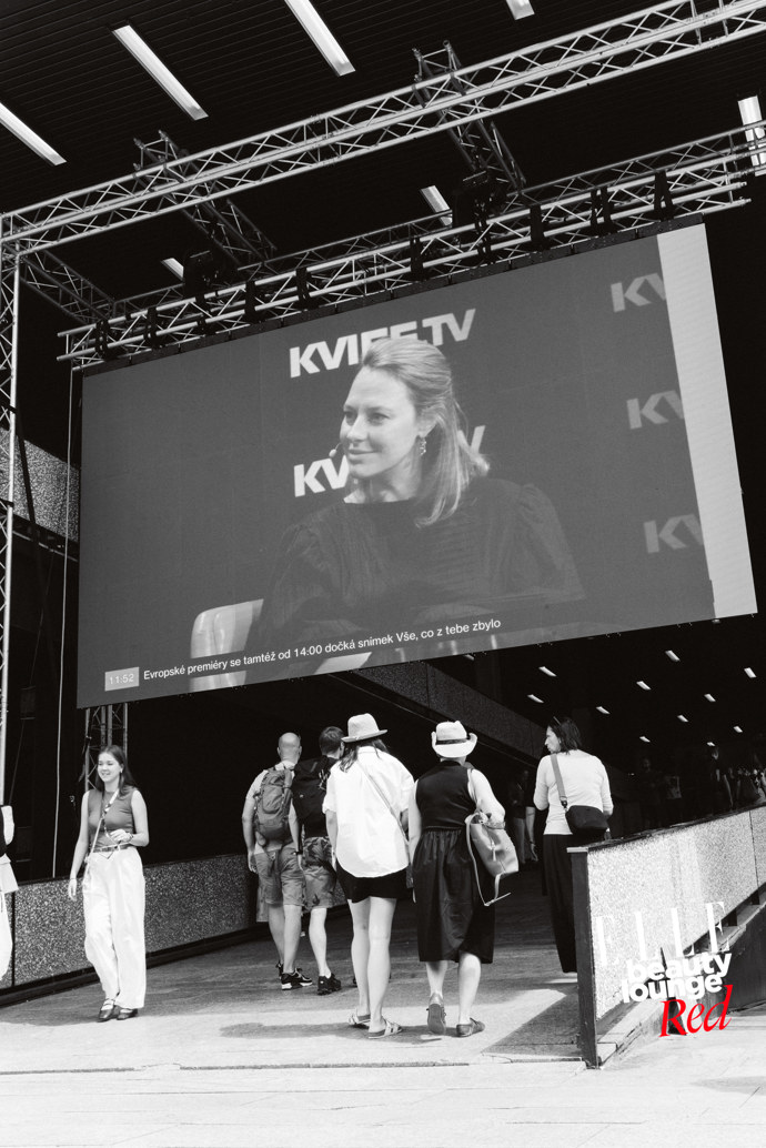 ELLE Talks: Od empatie k akci – Konsent & L'oreal Paris