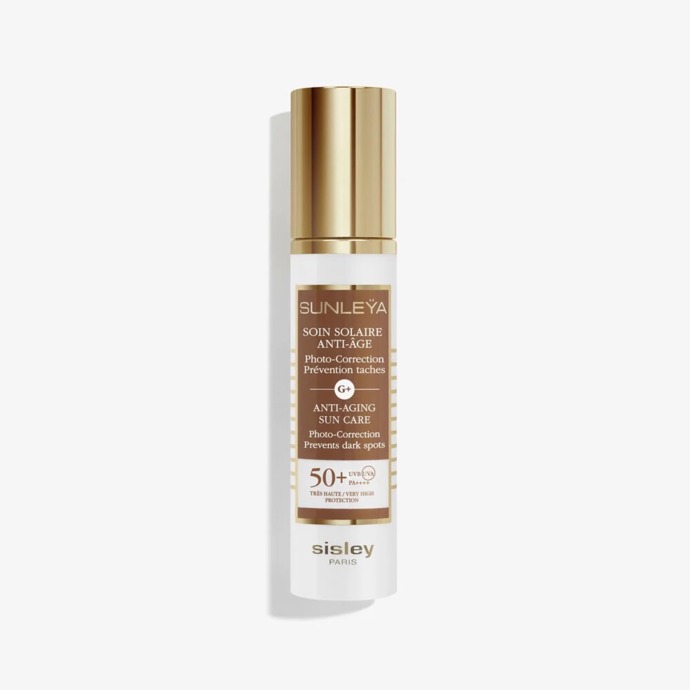  Prémiová ochrana proti slunci a stárnutí pleti Sunleÿa Anti-Aging Sun Care SPF50+, Sisley Paris, 6370 Kč