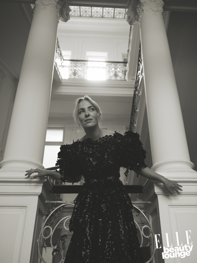 Elizaveta MaximováMake-Up: @ivanatoky @armanibeauty @douglasczechVlasy: @wellaczsk @tylmartyŠaty: @martinkohout_Šperky: @apart.czStyling: @jostofinaRetuš (Pupp/Thermal): Štěpán Molitor @stepan.molitor Elizaveta MaximováMake-Up: @ivanatoky @armanibeauty @douglasczechVlasy: @wellaczsk @tylmartyŠaty: @martinkohout_Šperky: @apart.czStyling: @jostofinaRetuš (Pupp/Thermal): Štěpán Molitor @stepan.molitor