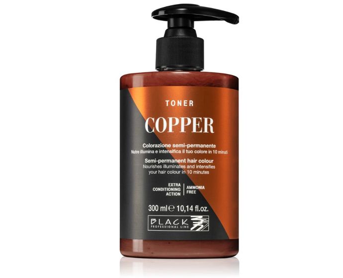 Toužíte po změně, ale nechcete vlasy zatěžovat permanentní barvou? V tom případě oceníte toner pro přírodní odstíny vlasů Black Professional Line Toner. Během pouhých 10 minut tónuje vlasy, zvýrazňuje jejich barvu a navíc je zanechává krásně jemné a hebké. Black Professional Line Toner, odstín Copper, Notino, 338 Kč