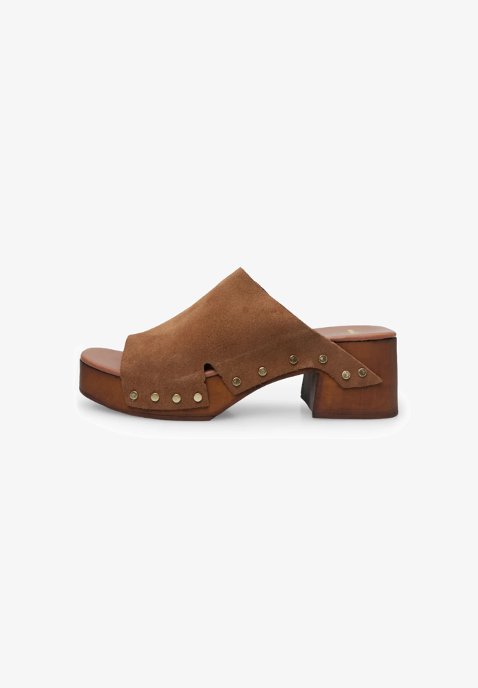 Clogs, Bata, Zalando, 1 699 Kč