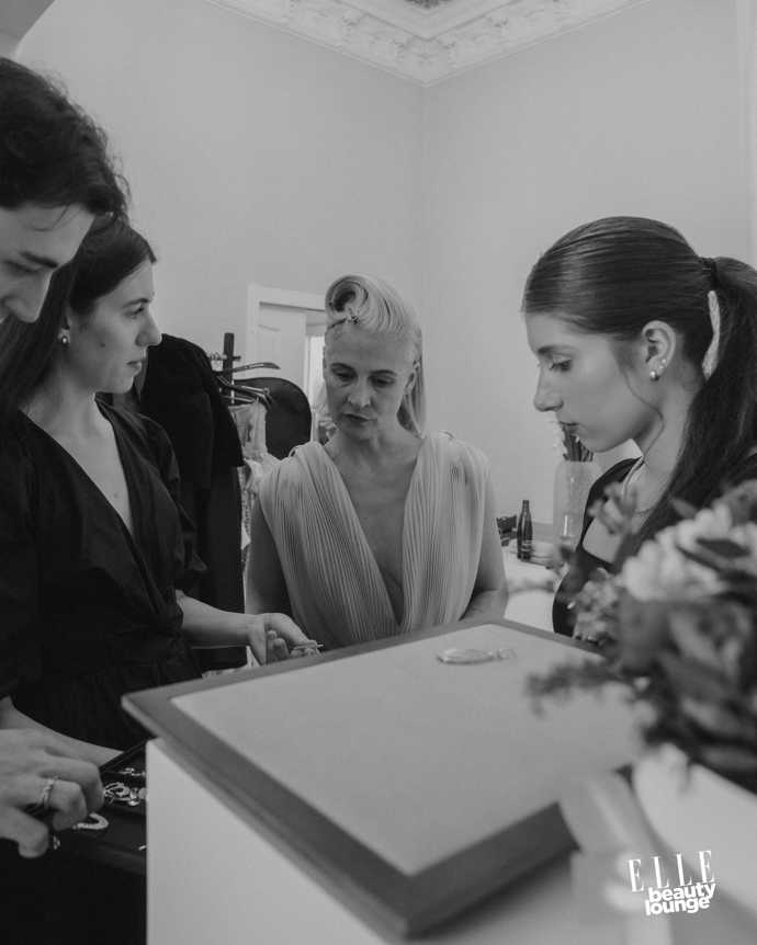Tereza HofVlasy: WellaMake-Up: @douglasczech & @armanibeautyRetuš: @stepan.molitor Tereza HofVlasy: WellaMake-Up: @douglasczech & @armanibeautyRetuš: @stepan.molitor