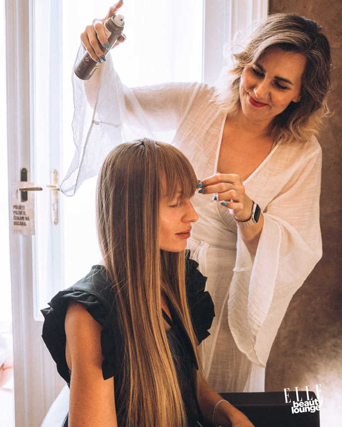 Veronika KašákováKreativní produkce: Nicole Kudělková @nicolekudelkovaMake-Up: @ivanatokyVlasy: @wellaczskŠaty: @anamecz