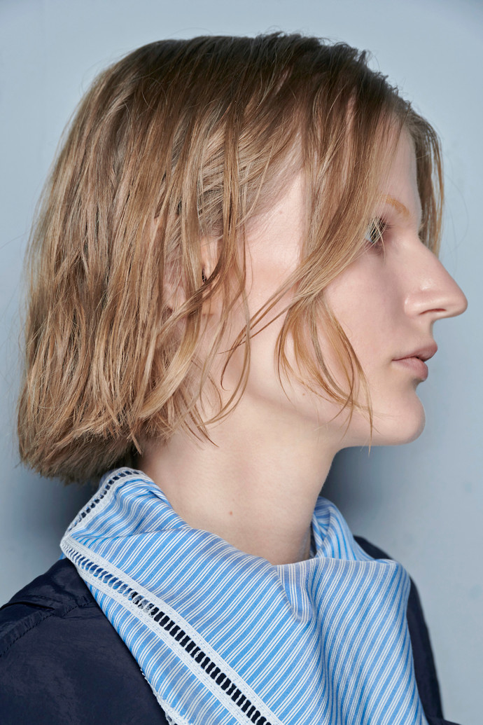  Inspirace na bob cut střihy pro jemné vlasy z přehlídkových mol
