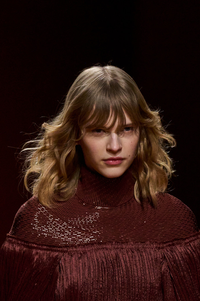  Inspirace na bob cut střihy pro jemné vlasy z přehlídkových mol
