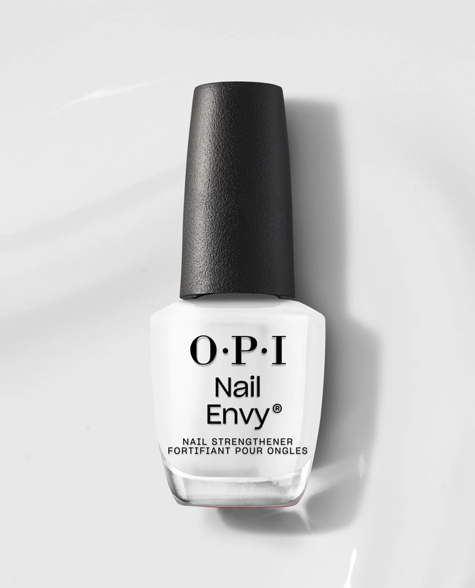 Bílý lak na nehty, OPI (Alpine Snow), Notino, 294 Kč 