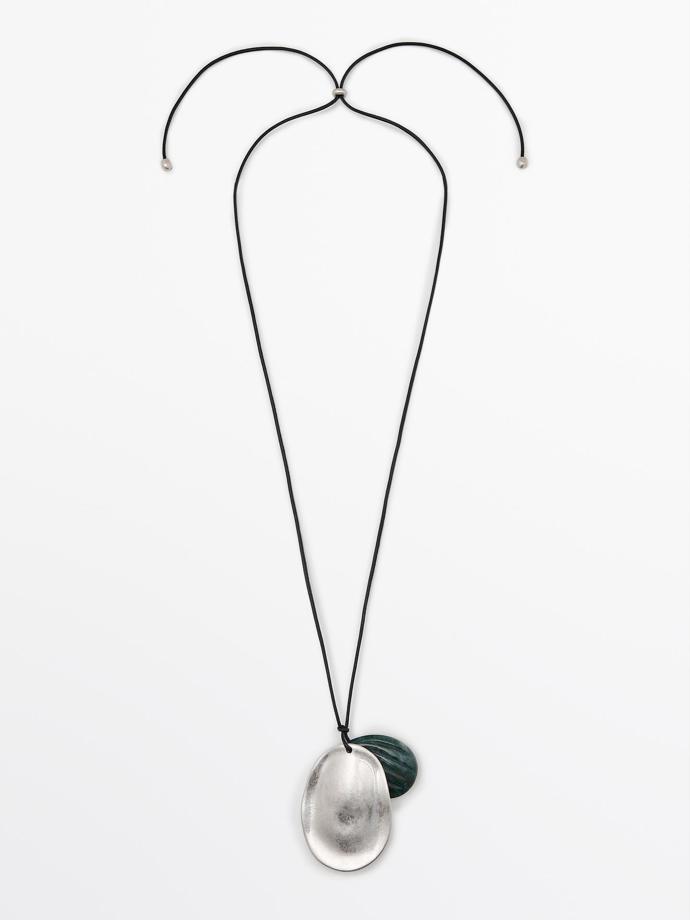 Přívěsek, Massimo Dutti, 1999 Kč