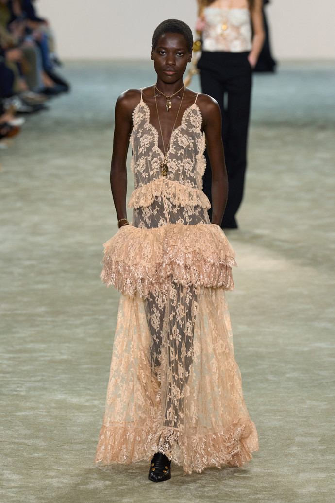 Chloé FW25