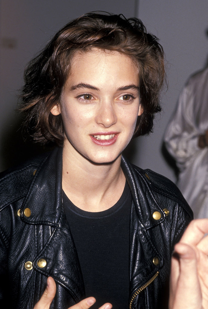 1989: Výstava umělce Damiena Elwese