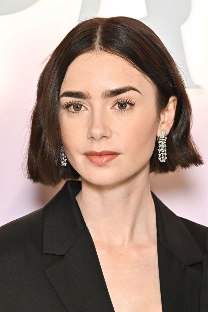 Lilly Collins