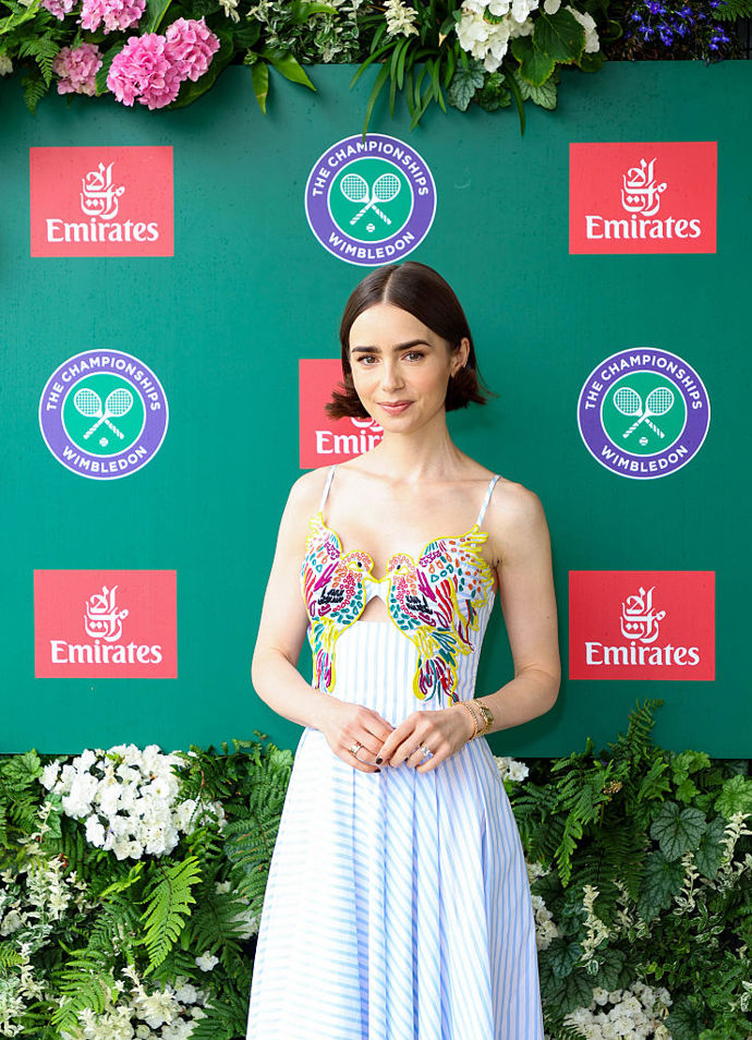 Lilly Collins