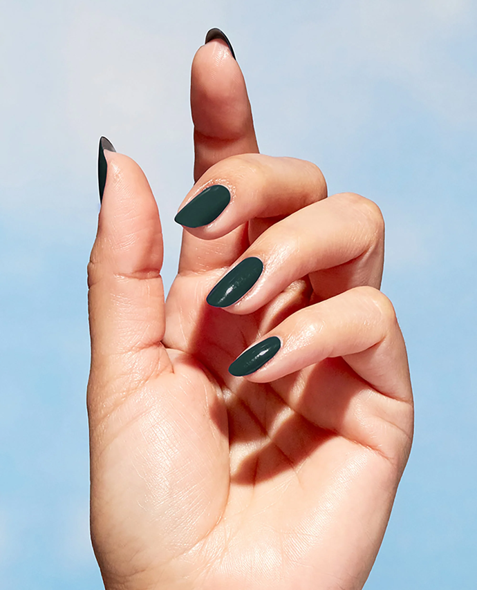 OPI Nature Strong, Leaf by Example, Notino, 339 Kč