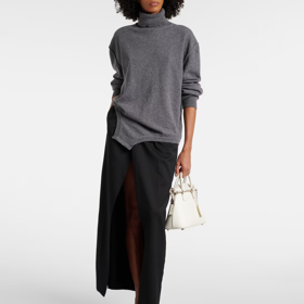 Tabi, Maison Margiela, MyTheresa, € 820 Tabi, Maison Margiela, MyTheresa, € 820