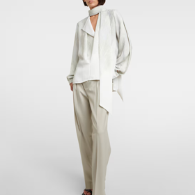 Šátek, Victoria Beckham, MyTheresa, € 455